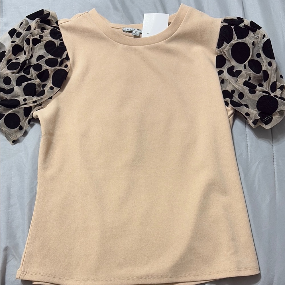 Chic Beige Top with Polka Dot Sleeves